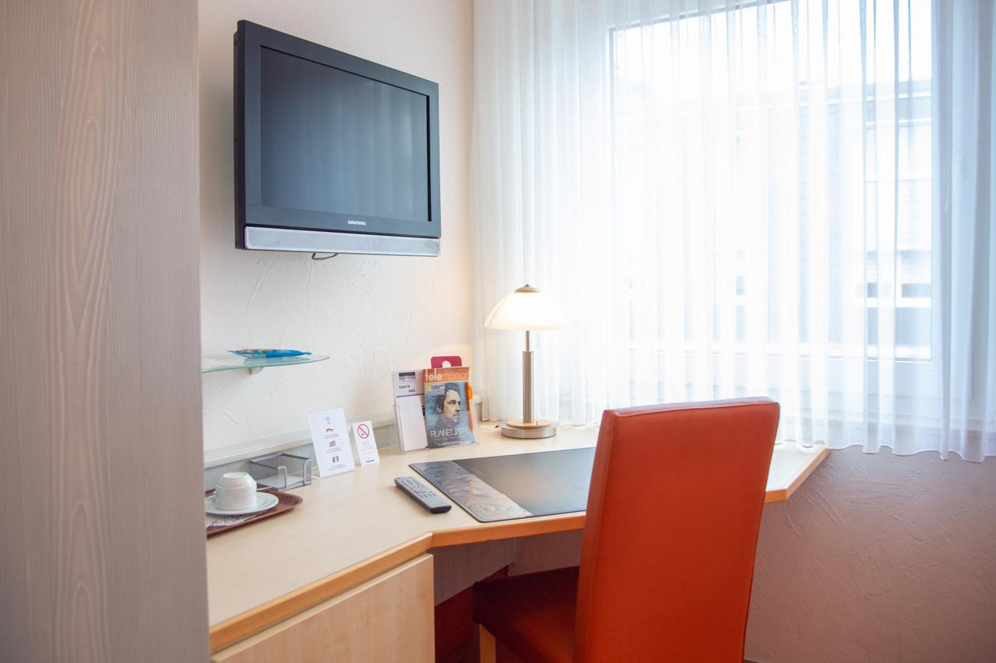 Hotel-Restaurant Zum Schwanen Wermelskirchen Room photo